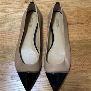 Michael Kors Pointed Flat